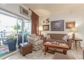 Photo #1: 21383560 Listing