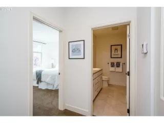 Photo #3: 21383891 Listing