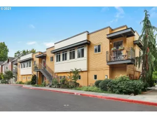 Photo #1: 21384346 Listing 