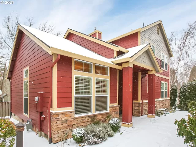 MLS: 21384419 Condo For Sale