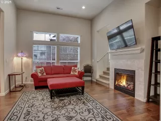 Photo #2: 21384419 Listing