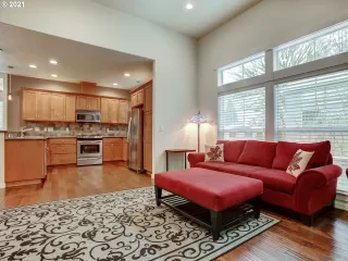 Photo #3: 21384419 Listing