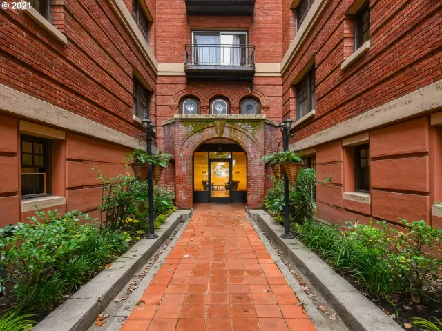 MLS: 21385233 Condo For Sale