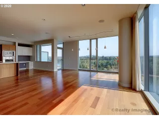 Photo #3: 21385257 Listing