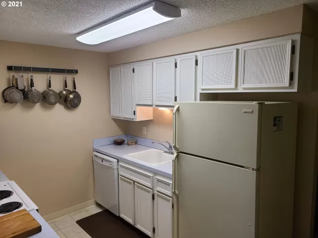 MLS: 21385351 Condo For Sale