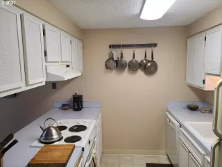 Photo #1: 21385351 Listing