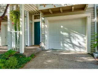 Photo #1: 21385413 Listing