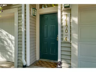 Photo #2: 21385413 Listing