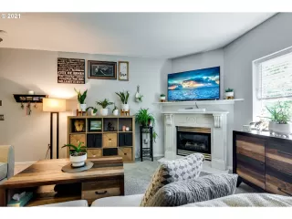 Photo #1: 21385769 Listing