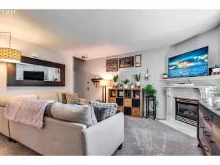 Photo #2: 21385769 Listing