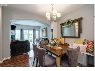 Photo #4: 21386287 Listing