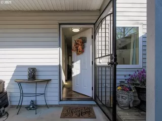 Photo #2: 21386429 Listing 