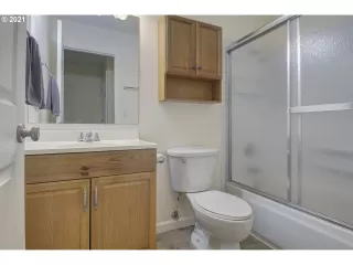 Photo #2: 21386934 Listing