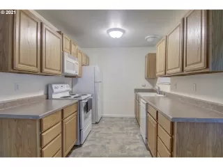 Photo #3: 21386934 Listing