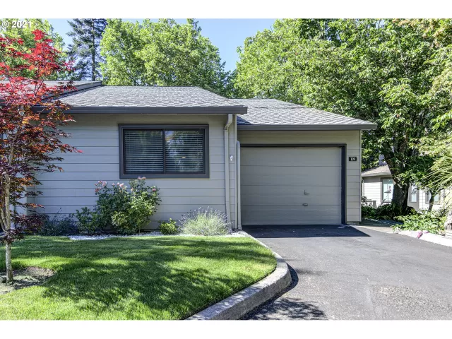 MLS: 21387388 Condo For Sale