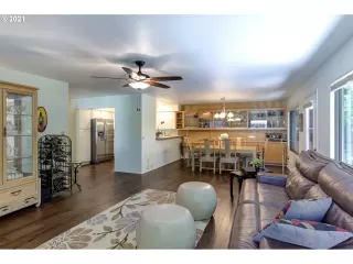 Photo #1: 21387388 Listing