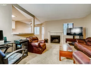 Photo #6: 21387983 Listing