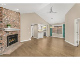 Photo #6: 21388050 Listing 