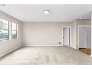 Photo #3: 21388621 Listing