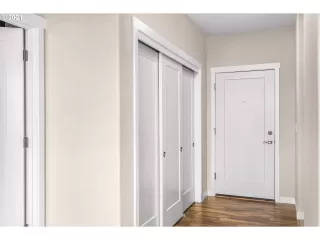 Photo #6: 21388621 Listing