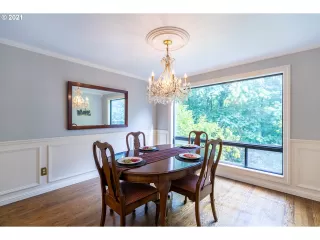 Photo #5: 21389477 Listing 