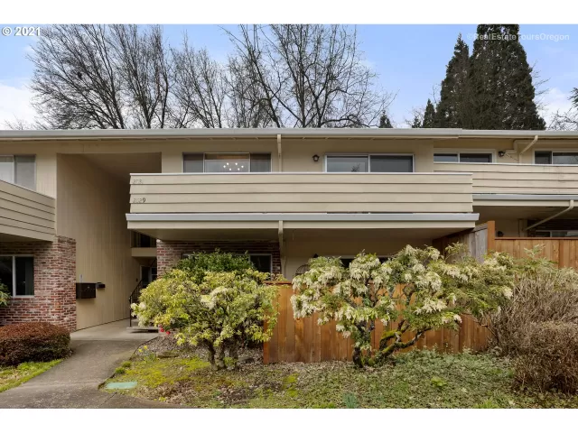 MLS: 21390423 Condo For Sale