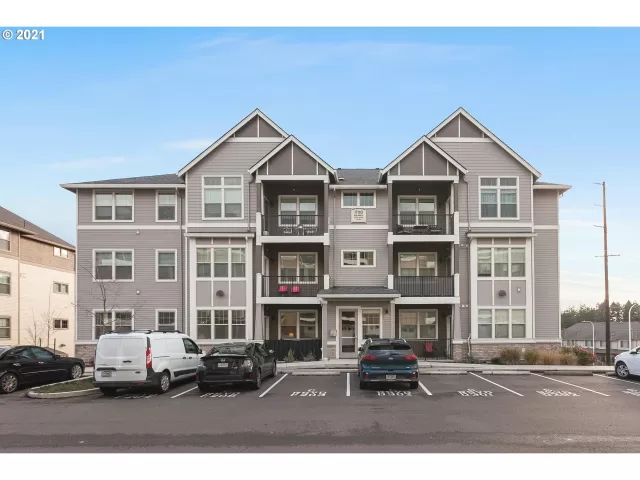 MLS: 21390568 Condo For Sale