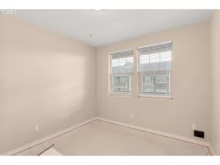 Photo #4: 21390568 Listing 