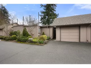 Photo #2: 21391511 Listing 