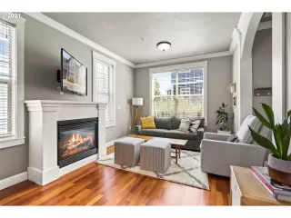 Photo #1: 21391629 Listing