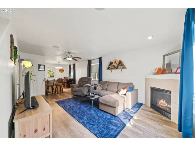 MLS: 21392951 Condo For Sale