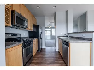 Photo #1: 21393549 Listing 