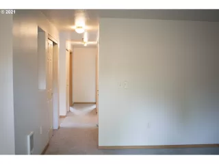 Photo #1: 21393821 Listing