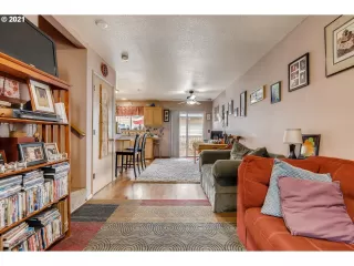 Photo #3: 21394005 Listing 