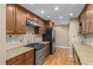 Photo #1: 21394193 Listing 