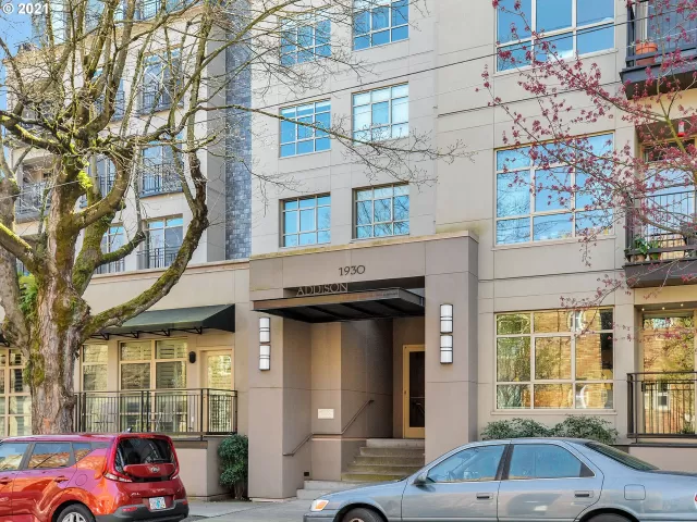 MLS: 21394197 Condo For Sale