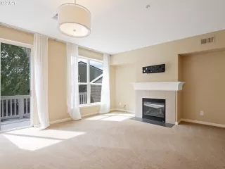 Photo #4: 21394439 Listing