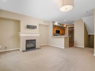 Photo #6: 21394439 Listing