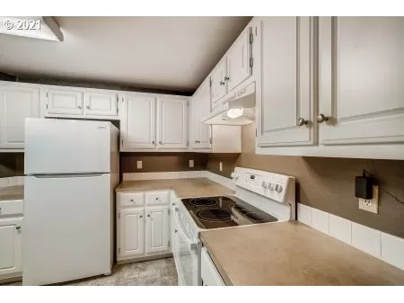 MLS: 21395160 Condo For Sale