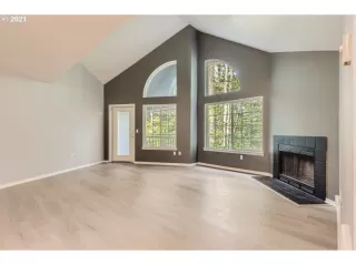 Photo #1: 21395160 Listing