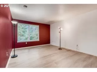 Photo #2: 21395160 Listing