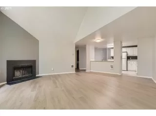 Photo #3: 21395160 Listing