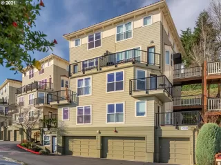 Photo #2: 21395400 Listing