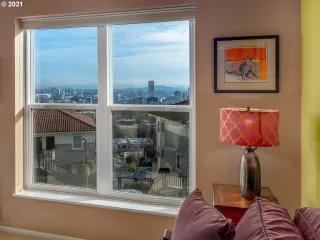 Photo #6: 21395400 Listing