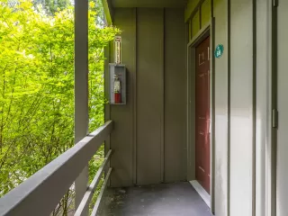 Photo #2: 21396498 Listing 