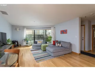 Photo #3: 21397646 Listing 