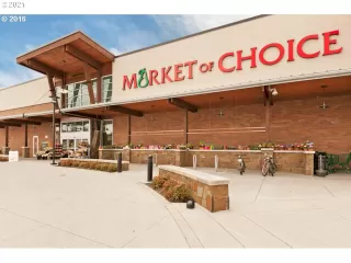 Photo #5: 21398189 Listing