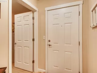 Photo #1: 21398384 Listing