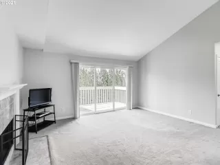Photo #3: 21398440 Listing 