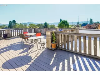 Photo #6: 21398496 Listing